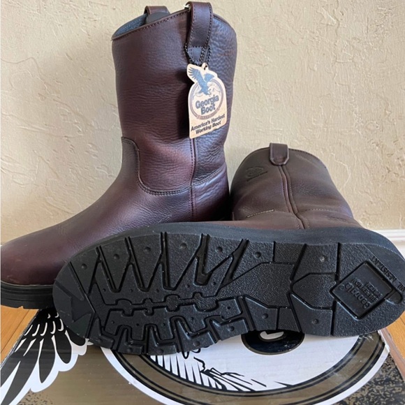 Waterproof Work Boot - Picture 2 of 4